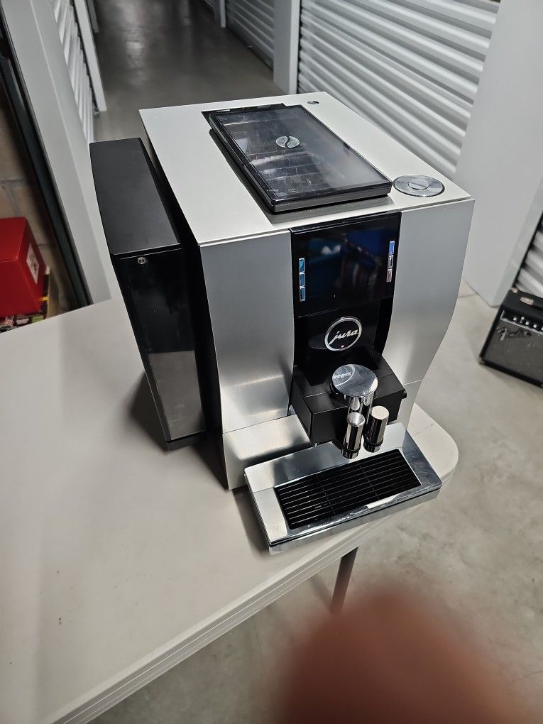 Jura Z6 Automatic Coffee Machine