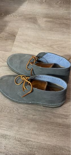 Clarks Gray Suede Chukka Desert Boots Size 8