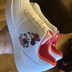 $35, New Women’s Shoes Size 6
