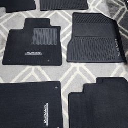 Nissan Murano Midnight Edition Floor Mats