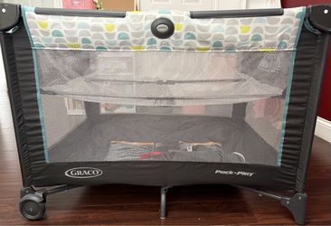 Graco play pen
