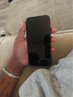 iPhone 16 Plus