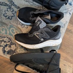 Men's Shoes Both For $10