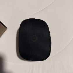 Beats Solo 4 - Wireless Bluetooth On-Ear Headphones, Apple & Android Compatible, Up to 50 Hours of Battery Life - Cloud Pink