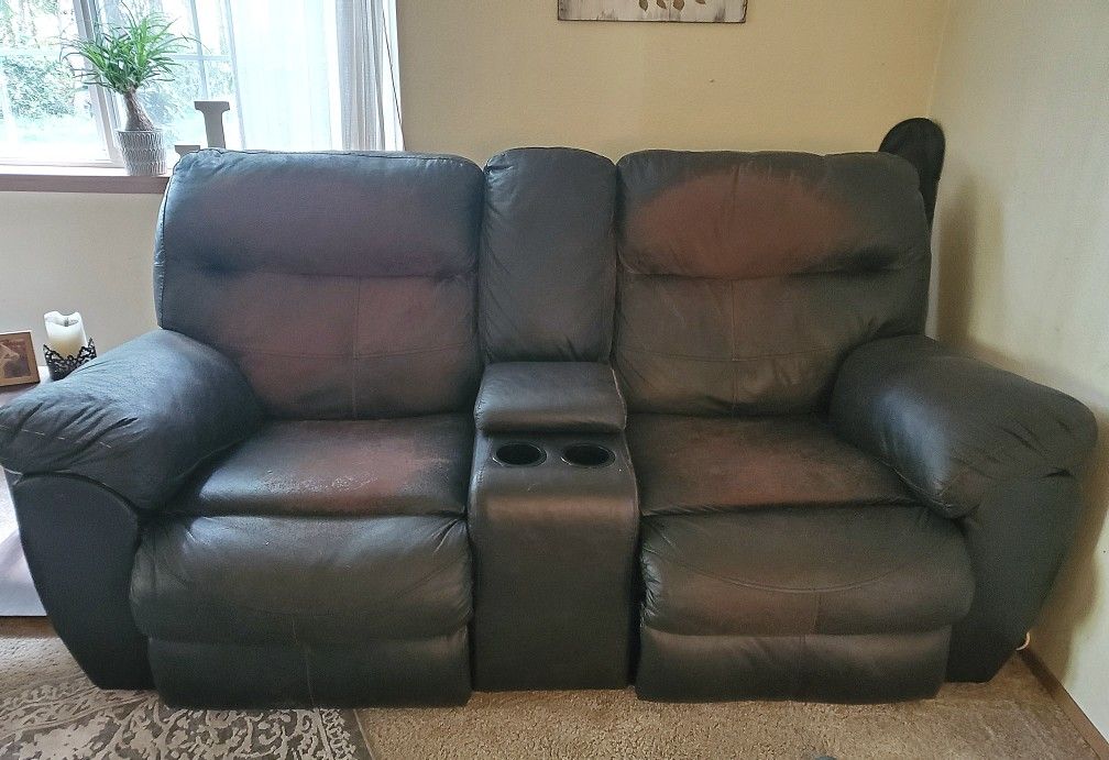 Free Double Recliner With Cup Holders