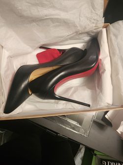 Christian Louboutin pigalle follies 100 nappa shiny
