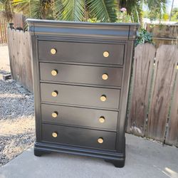 Black6 Drawer Tall Bo Y