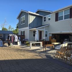 LAST DAY!!! Cul-de-sac Driveway Garage Sale Sunday 3/8 from 9am-4pm. Address is 114 B St, Hayward 94541