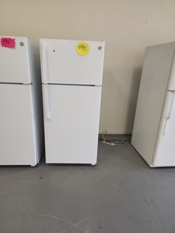 GE  Hotpoint REFRIGERTOR AND OTHER APPLIANCES, AVAILABLE