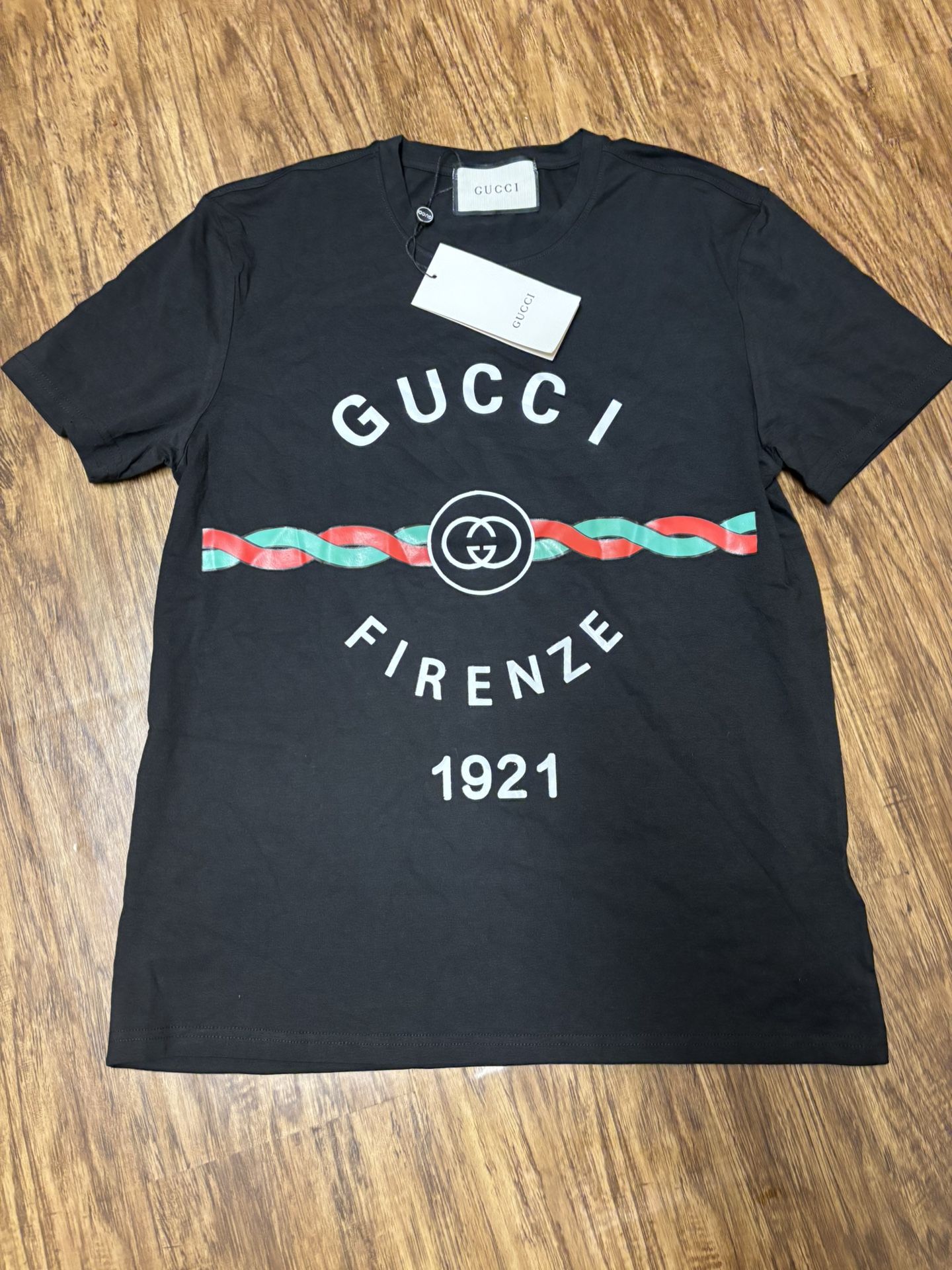 Gucci Tee ( Small)