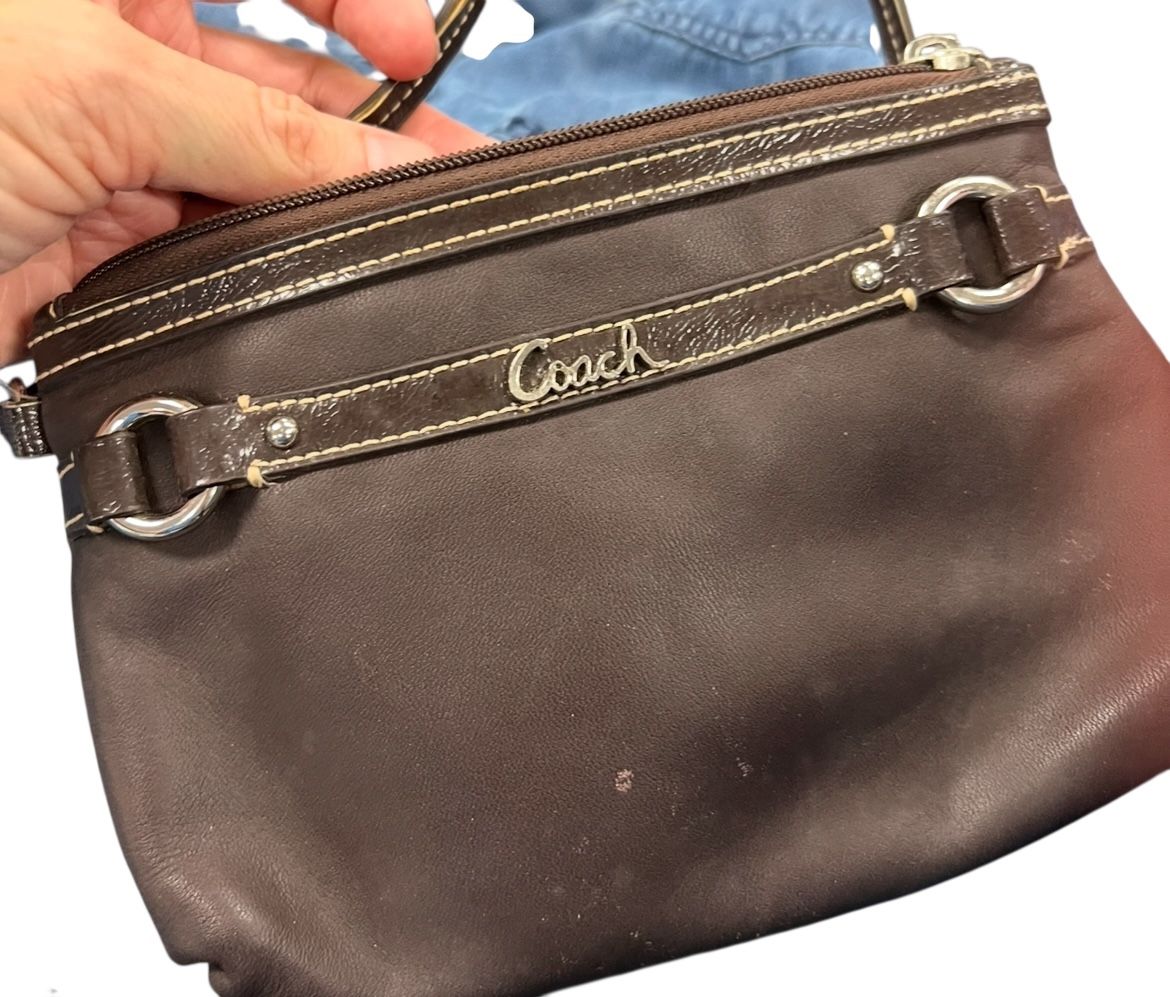 Vintage coach wristlet