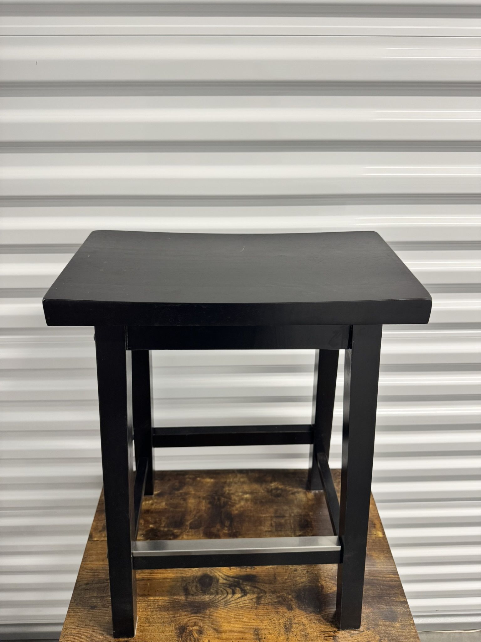 Wooden Bar Stools Black Lightly Used x2