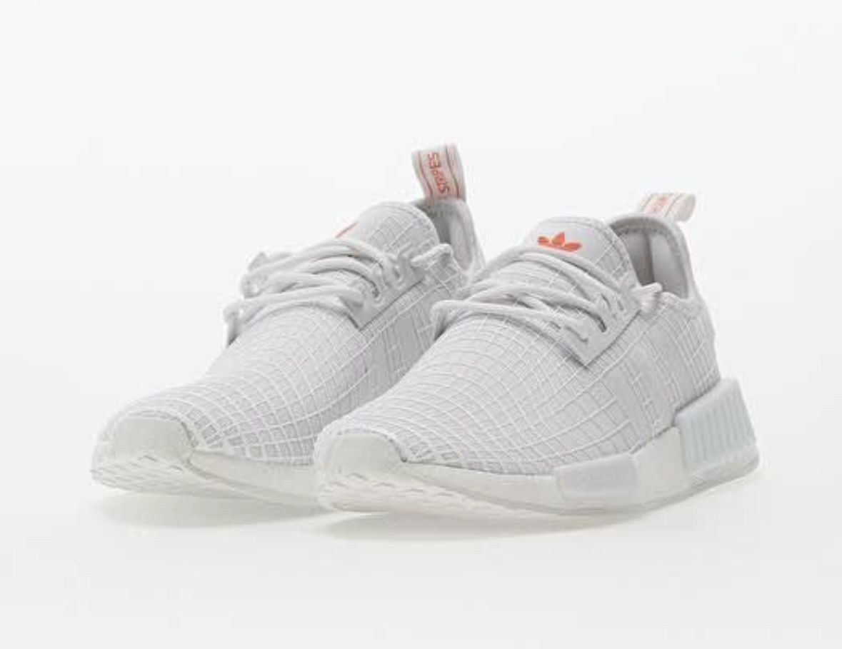 Choosing Furniture Adidas Nmd R1 Vs Ultra Boost Shoe Ultra Boost - Main Image