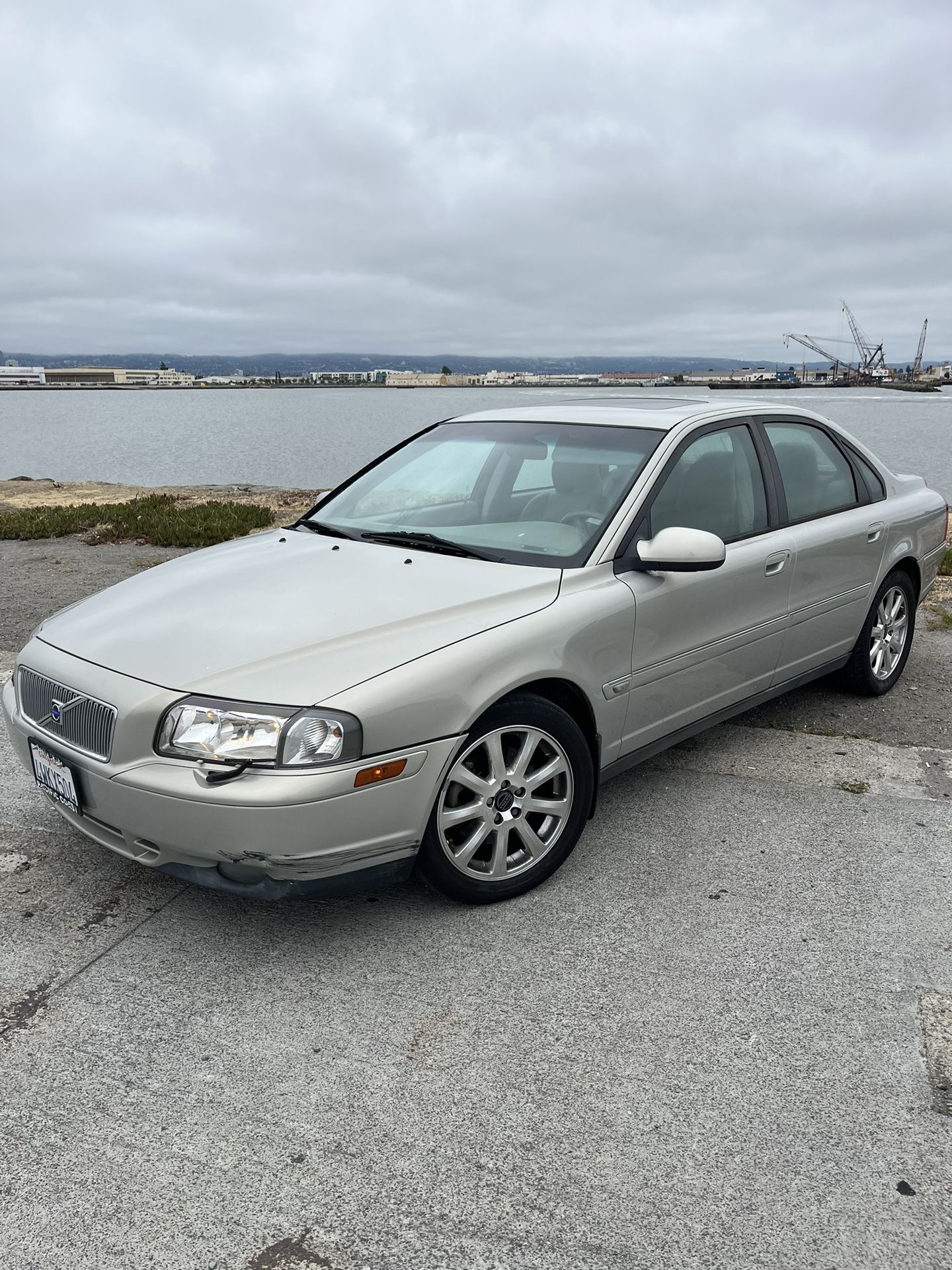 2002 Volvo S80