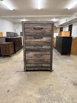 2 Available - $165 Each - Tall Rustic Farmhouse 5 Drawer Dresser Chest