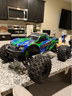 Traxxas Maxx 4s