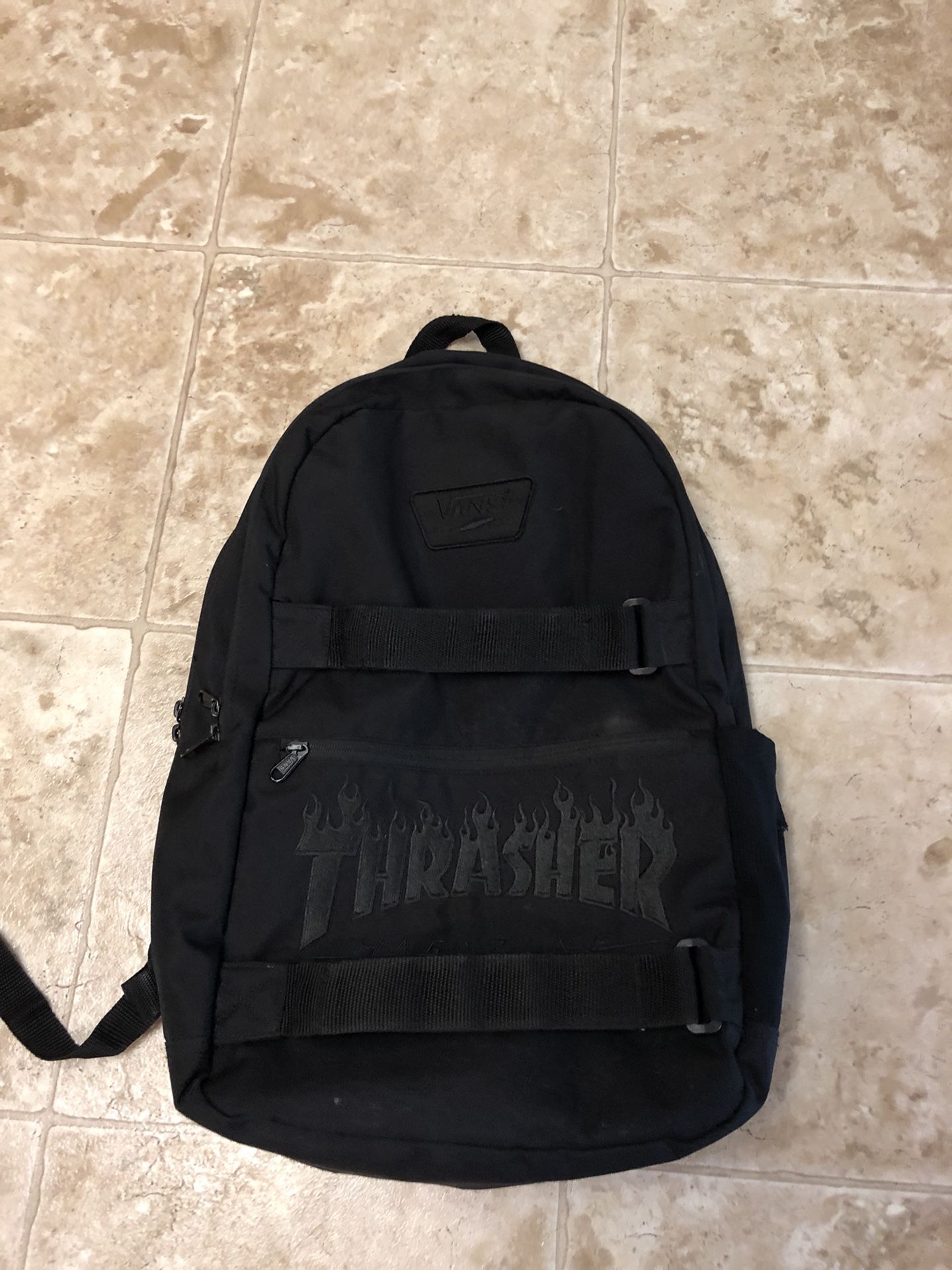 yderligere træfning Resonate Thrasher vans black backpack for Sale in Yakima, WA - OfferUp