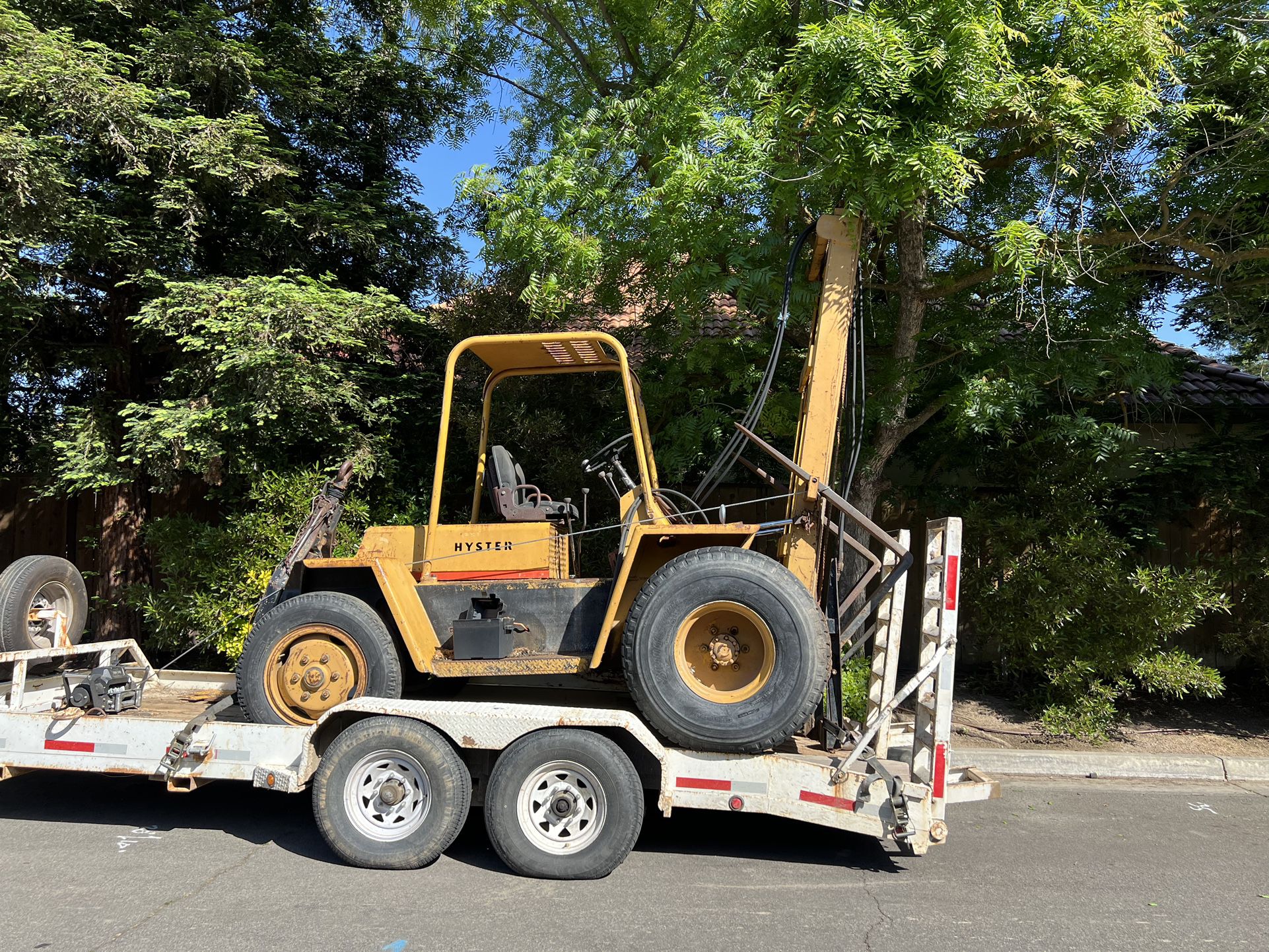 Hyster Towable Heavy Duty Off Road Forklift Gas Runs 