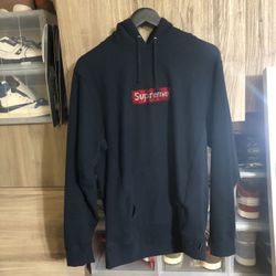 Supreme Hoodie