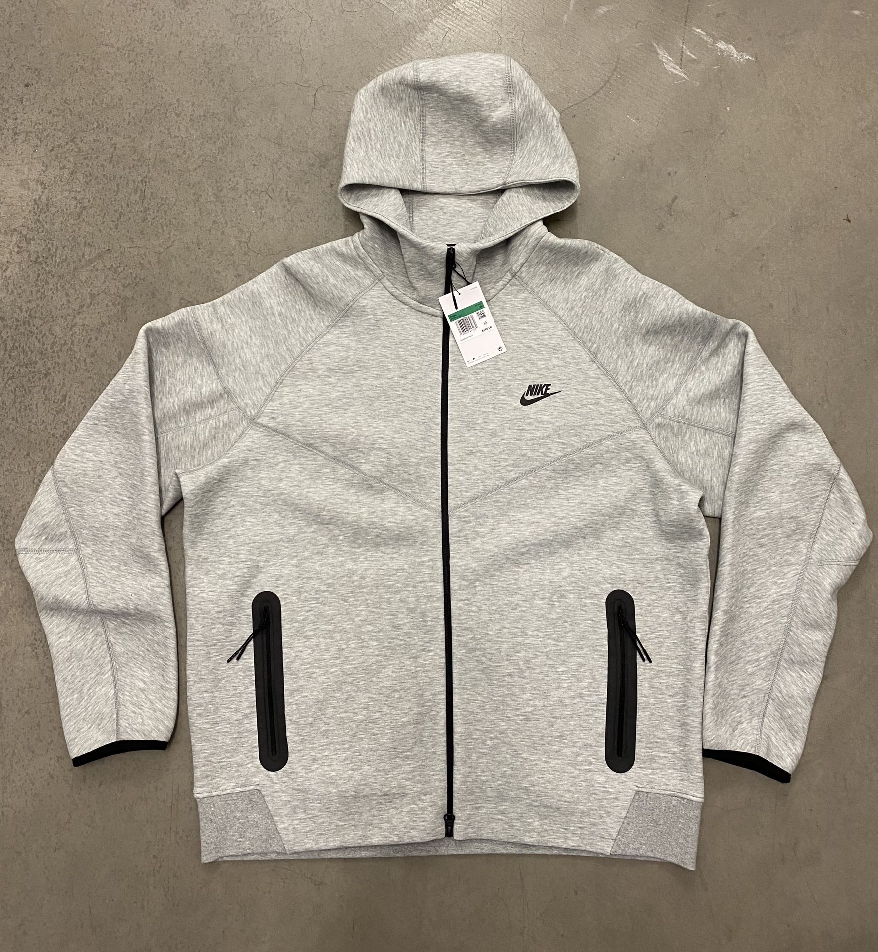 Nike tech Fleece NEW with Tags Men’s XL