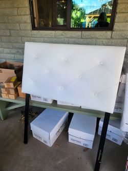 Twin headboard and frame rails