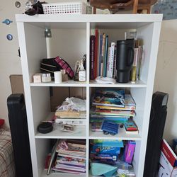 Ikea Book shelf with Drona baskets