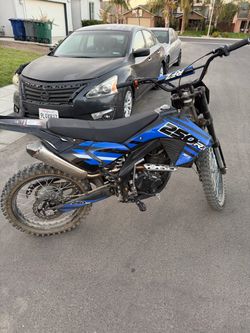 Apollo dirt bike