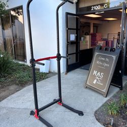 $45.00!!! New Power Tower Dips Stand Pull Up Workout Station Home 