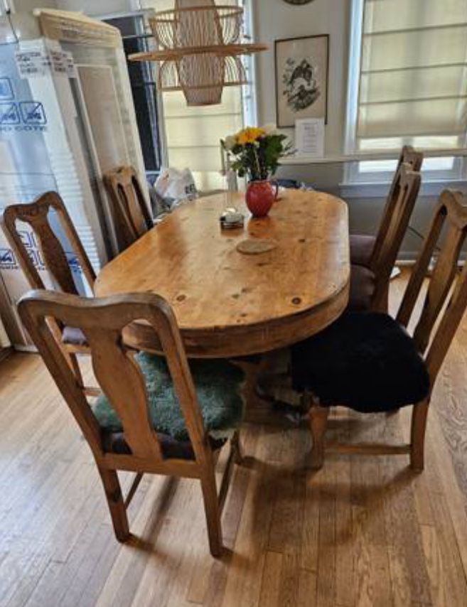 Solid Pine Dining Table And 6 Chairs
