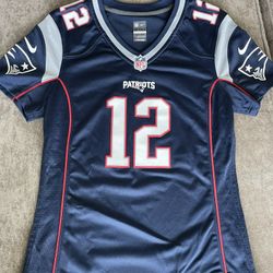 New (Without tags ) Women’s Nike New England Patriots Jersey 