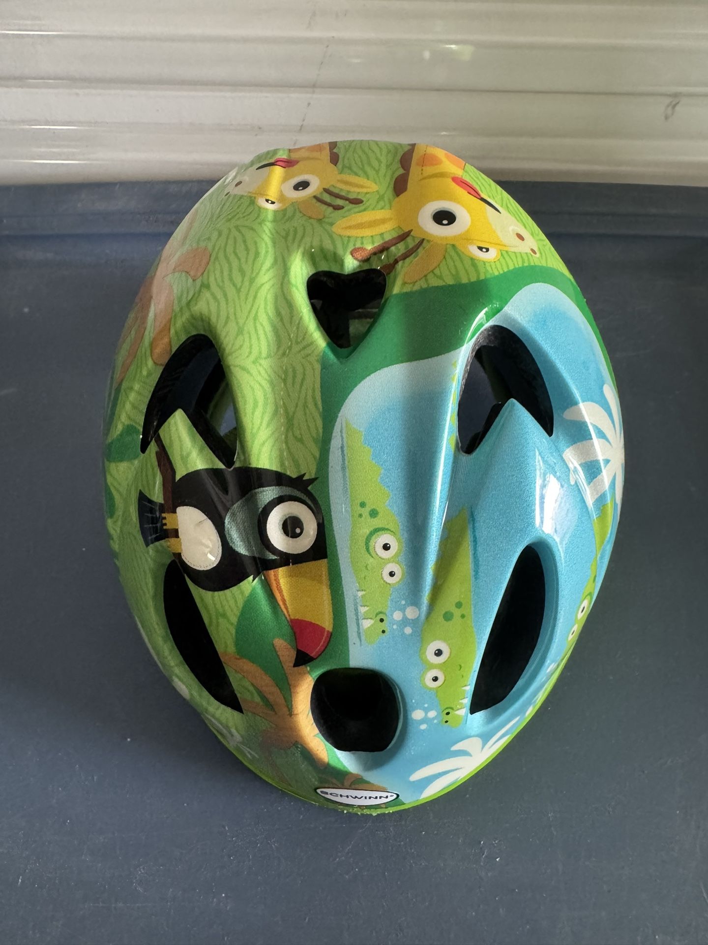 Schwinn Classic Toddler and Baby Bike Helmet for Boys Girls Age 0/1/2/3/4/5 Year Old, Suggested Fit 44-52 cm, Dial Fit Adjustment and Full Range Paddi
