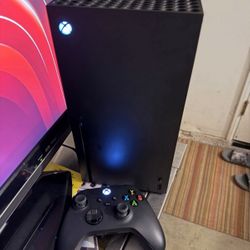 Xbox Series X With 3 Games 