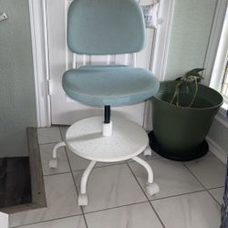 Teal Kids Desk Chair