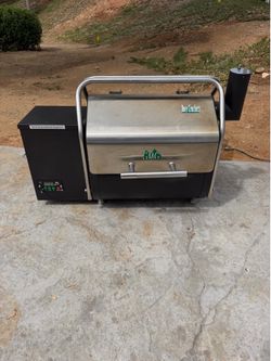 Green Mountain Davy Crockett Portable Wood Pellet Grill