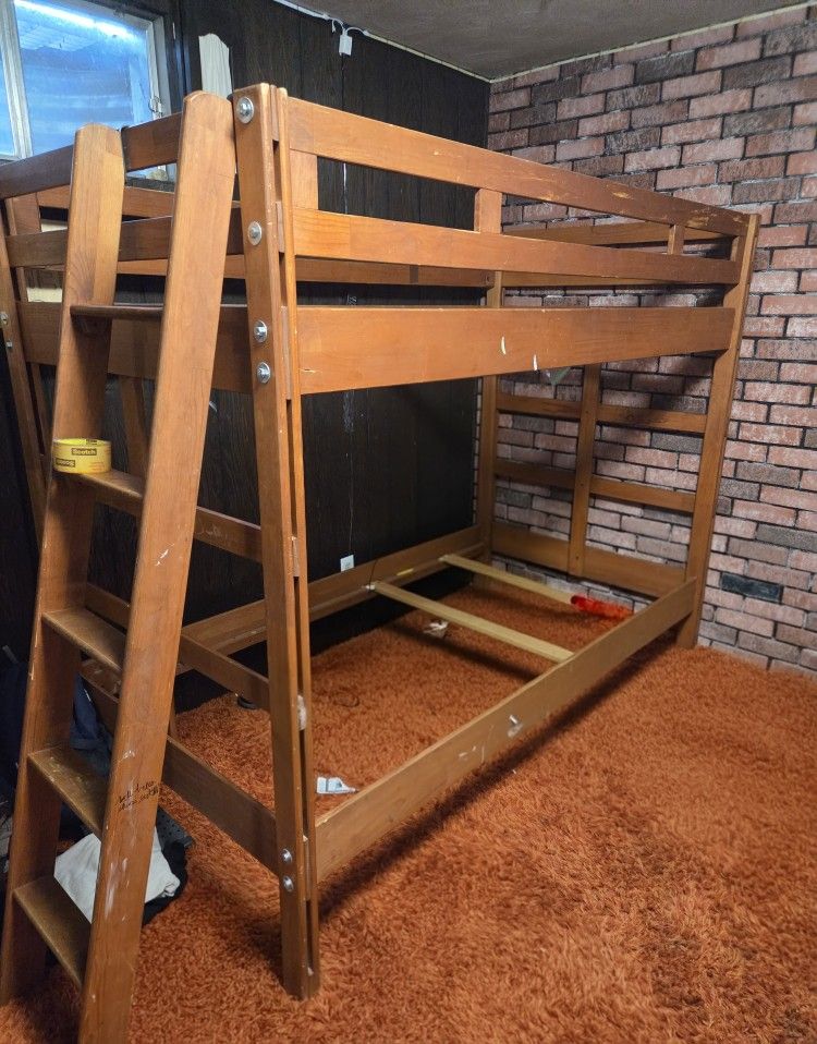 Twin over twin bunk bed