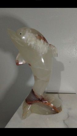ONIX - MARBLE DOLPHIN SCULPTURE 13"×6"