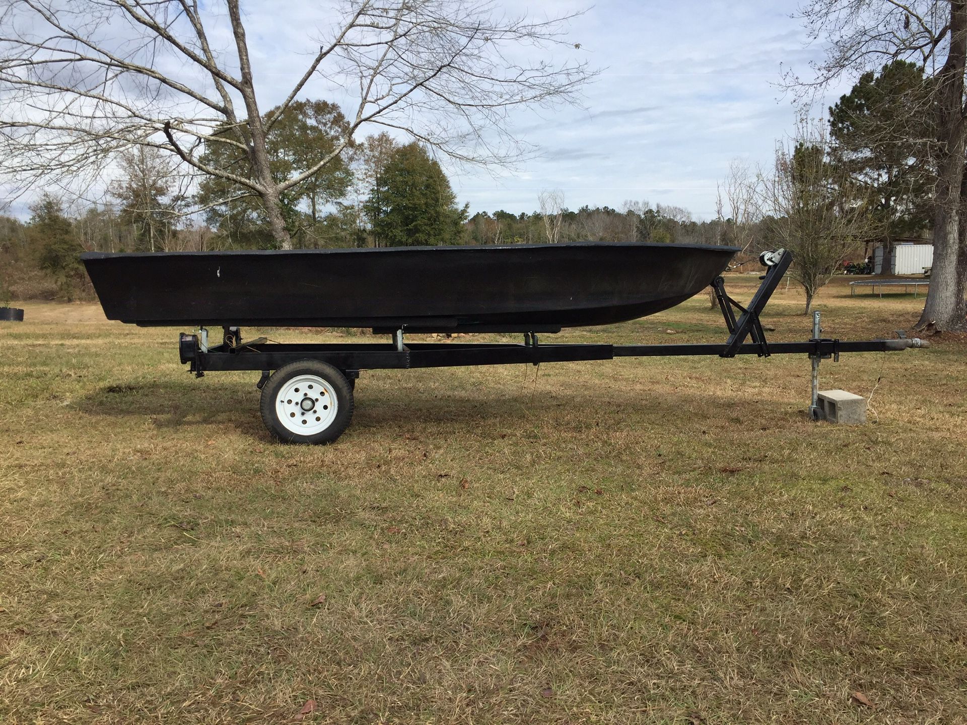 Photo Boat with New Trailer