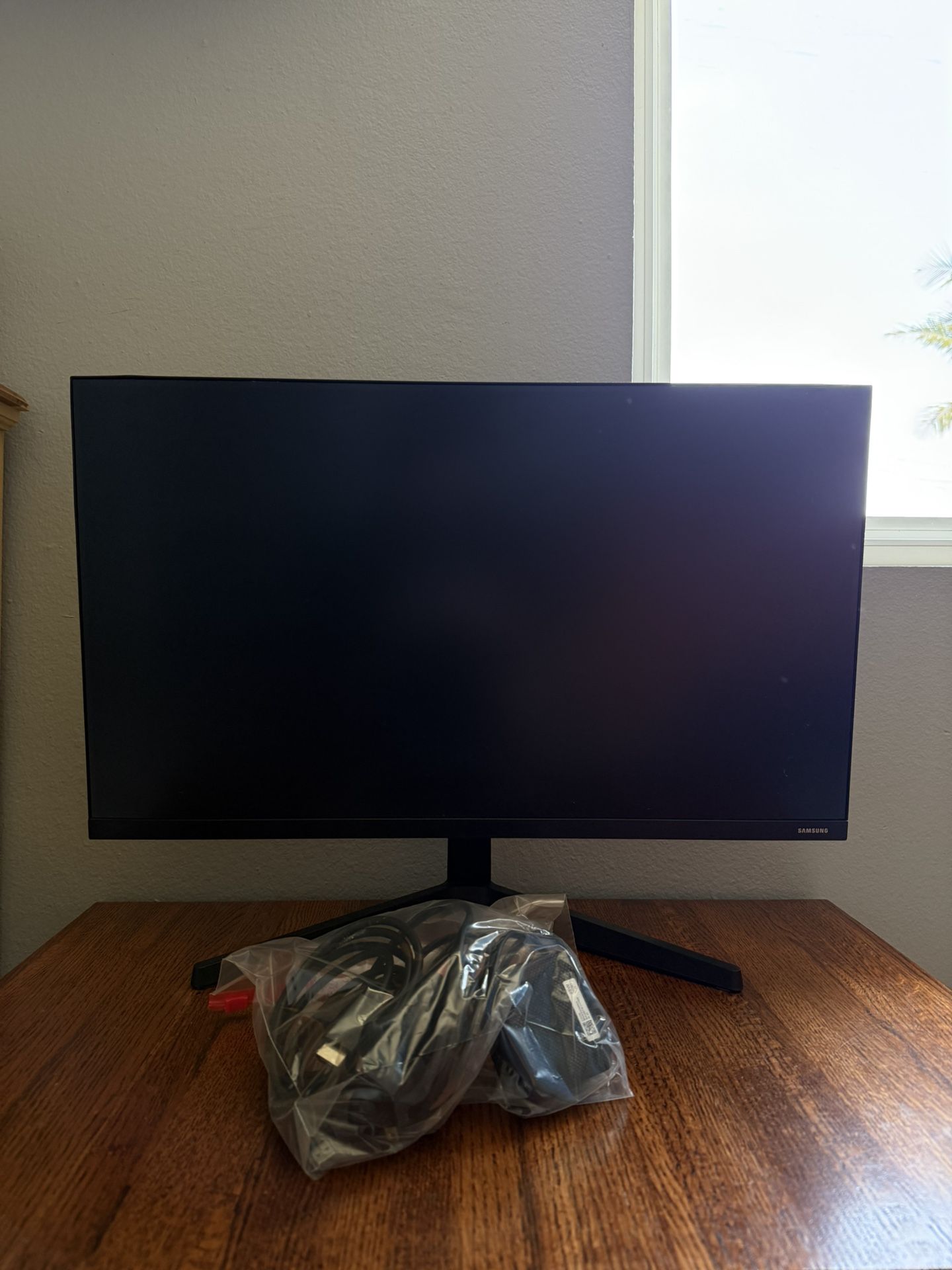 Desk Top Monitor