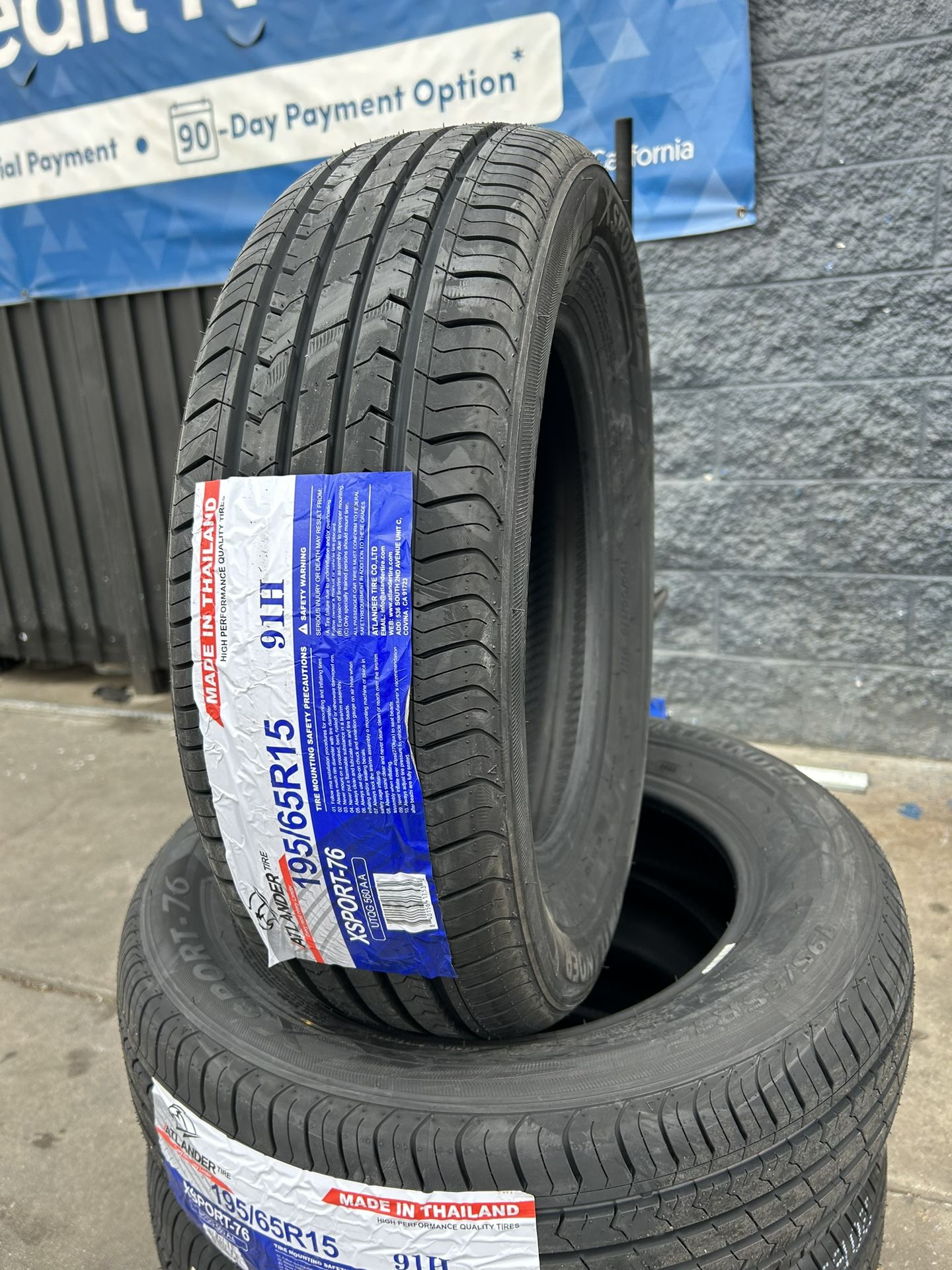 BRAND NEW SET OF TIRES 195/65r15 195/65/15