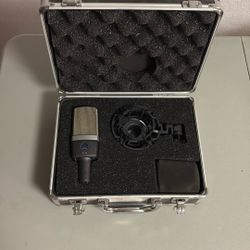AKG C214 Large Diaphragm Studio Condenser Microphone