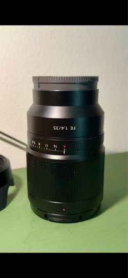 Sony Zeiss 35mm f/1.4 Lens (E-Mount)
