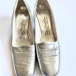 Vintage Silver Leather Shoes 8.5N