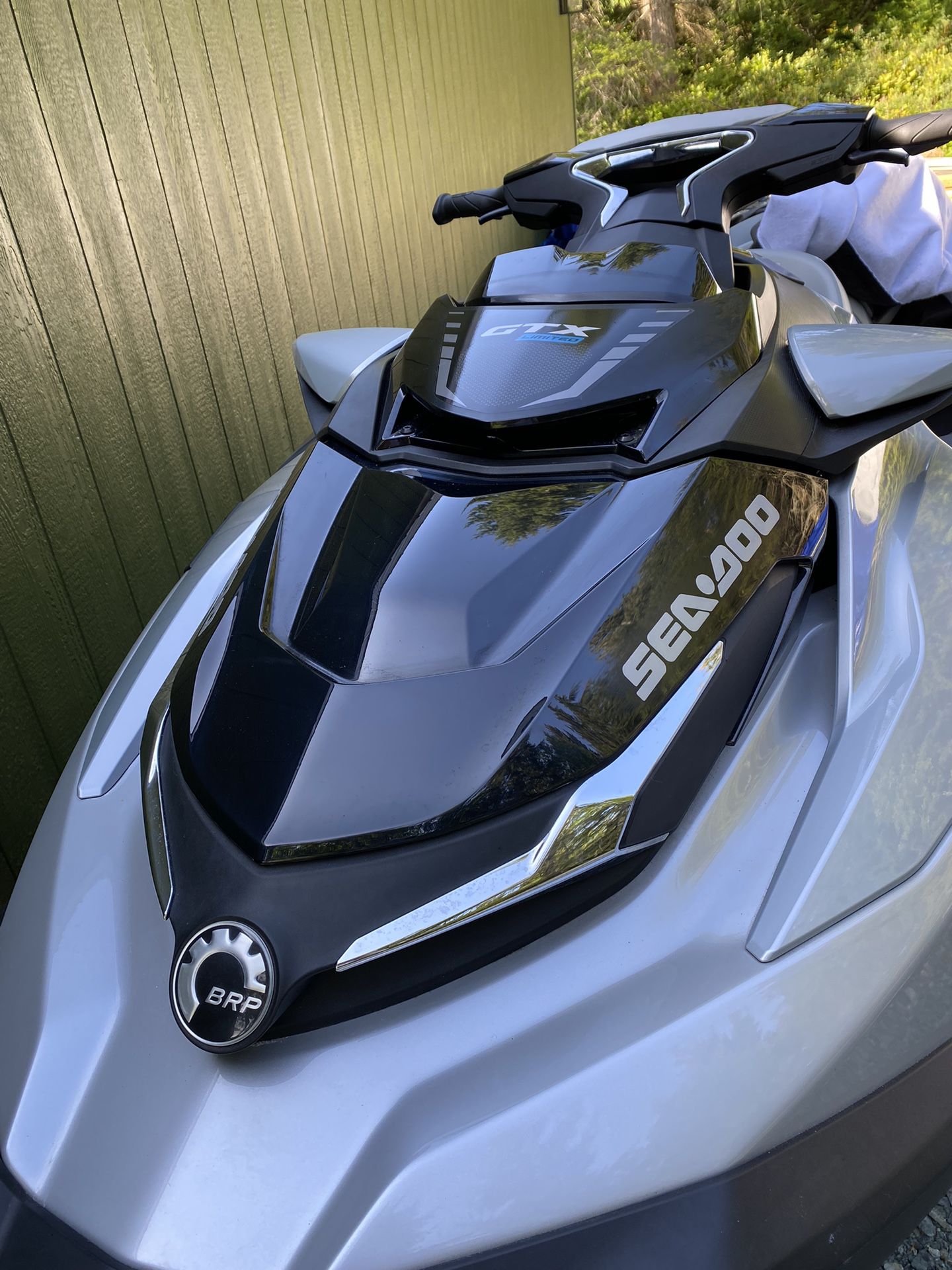 2020 Sea-doo GTX LTD 230 - Only 13 HRS - Dual Battery - all serivices kept up, its as new as preowned gets - PRICE REDUCED AND FIRM