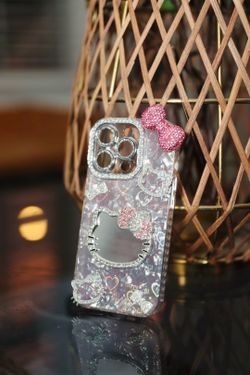 Pink Hello Kitty Mirror - IPhone 16 Pro / 16 Pro Max