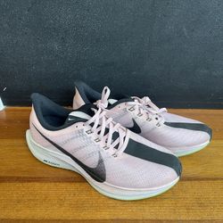 NIKE ZOOM pink sneakers