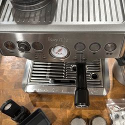 Breville Barista Express Espresso Machine