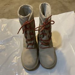 Girls Boots (Sorel Brand)