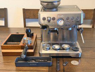 Breville Barista Express 870XL Espresso Machine (with extras!)
