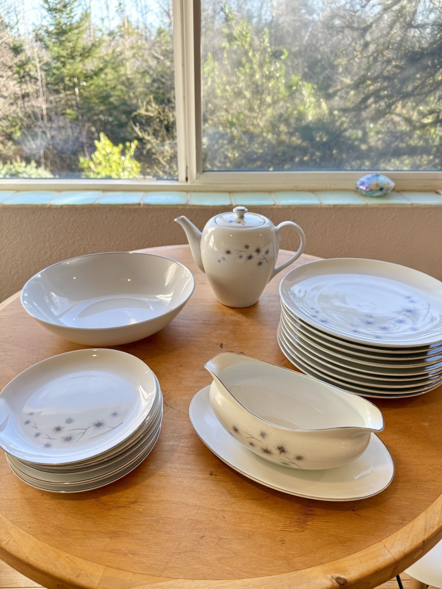 Creative Fine China 1014 Starburst Set