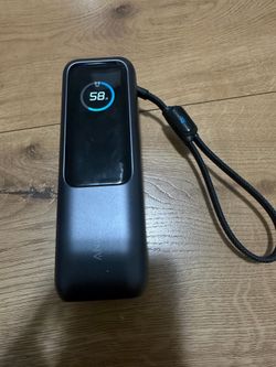 Anker Laptop Power Bank (25K, 165W, Built-In and Retractable Cables)